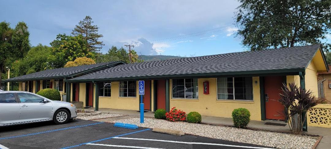 Lakeview Inn Lucerne Exterior photo